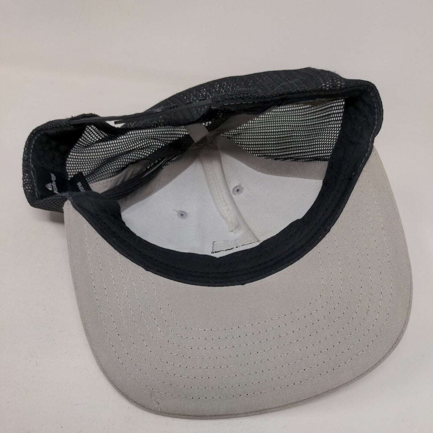 Quiksilver Snapback Mesh Back Trucker Hat Gray OSFM Colorblock Yupoong