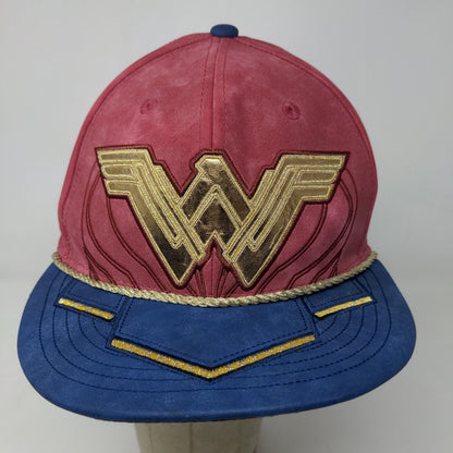 New Era Justice League Women's Fitted Hat Size 7 1/4 Red Embroidered Logo