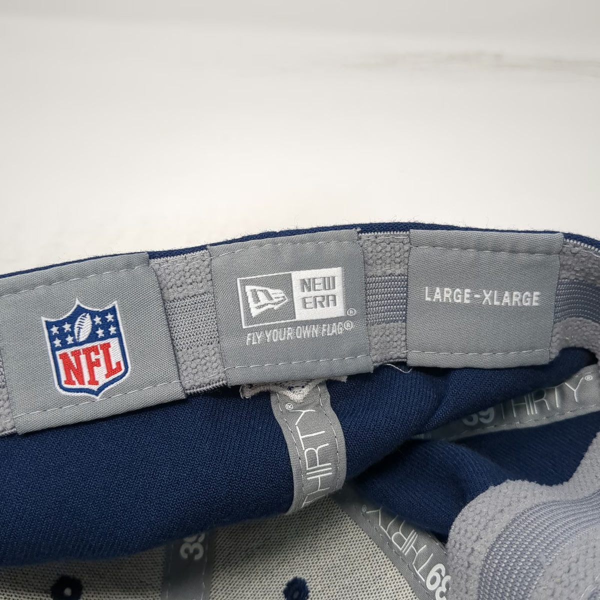 New Era Seattle Seahawks NFL Blue XL 39THIRTY Stretch Fit Curved Bill Logo Hat