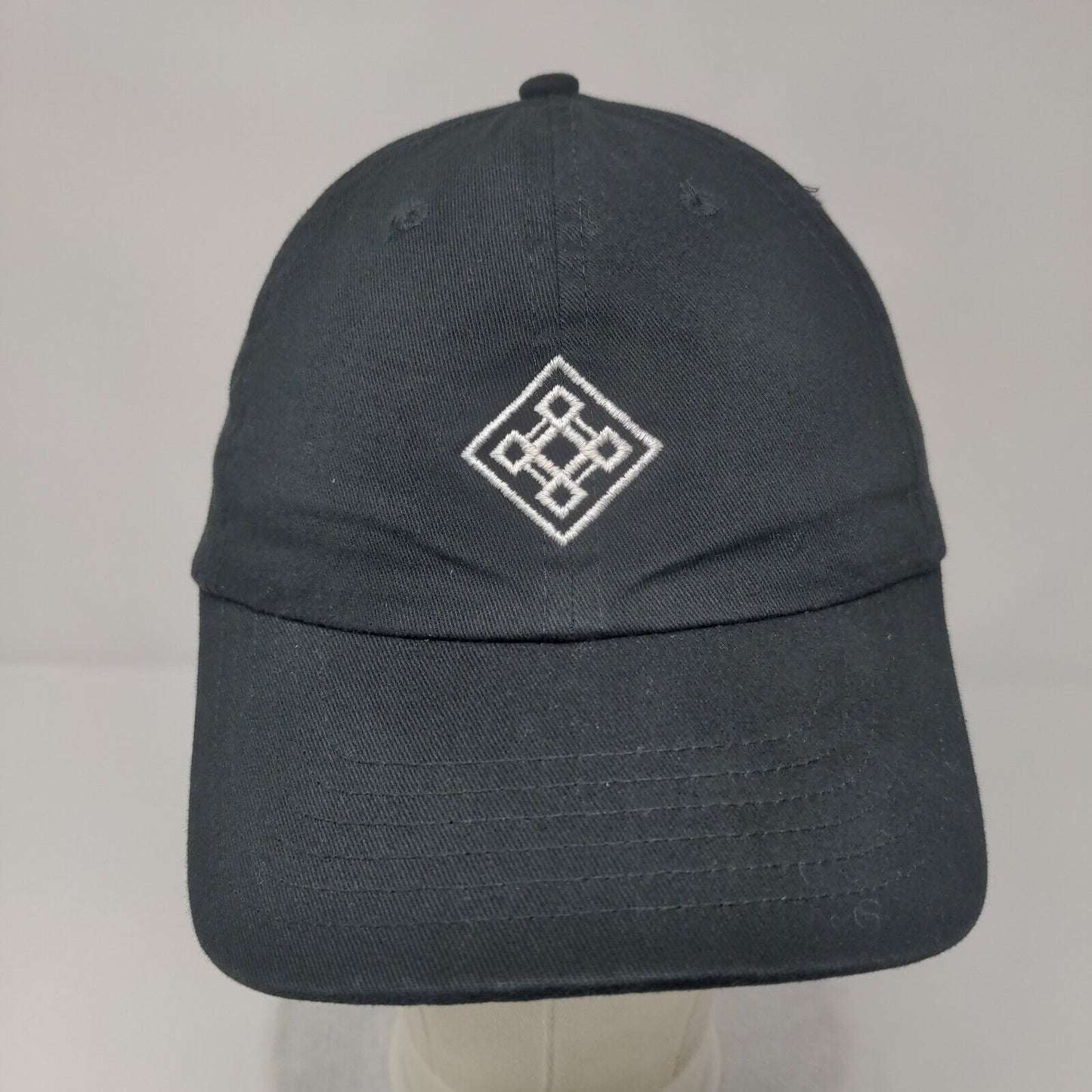 Unbranded Strapback Hat Black One Size Adjustable Embroidered 6 Panel Cotton