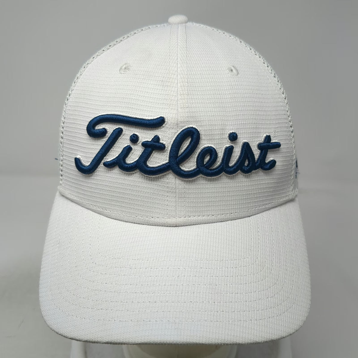 Titleist Trucker Hat White Blue One Size Mesh Pro V1 FootJoy FJ Golf Snapback