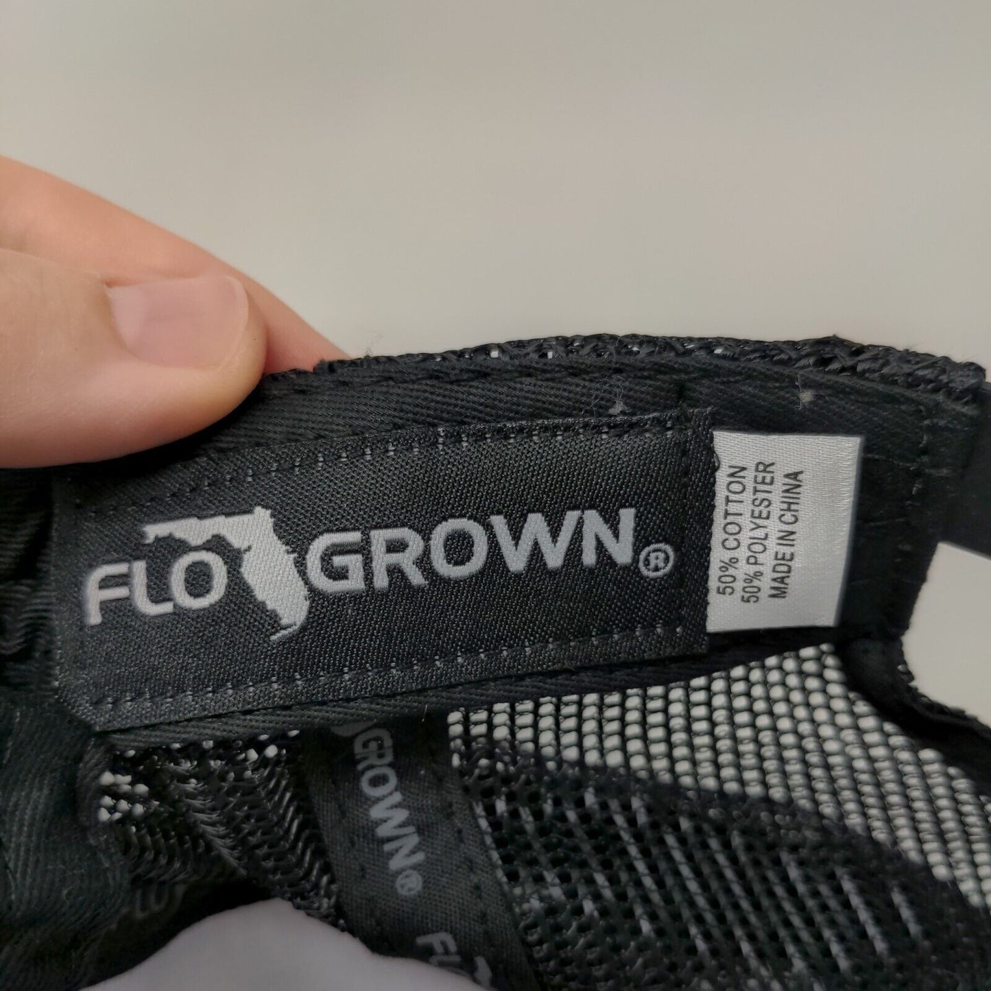 Great Seal of The State of Florida Snapback Mesh Back Trucker Hat Multi One Size