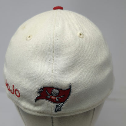 New Era Tampa Bay Buccaneers NFL White Red L Cap 39THIRTY Stretch Fit Skull hat