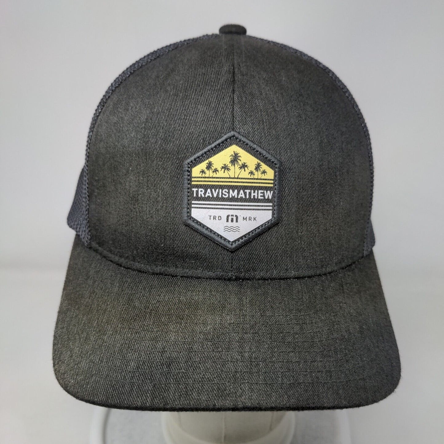Travis Mathew Patch Fitted Mesh Back Trucker Hat L/XL Gray Flexfit