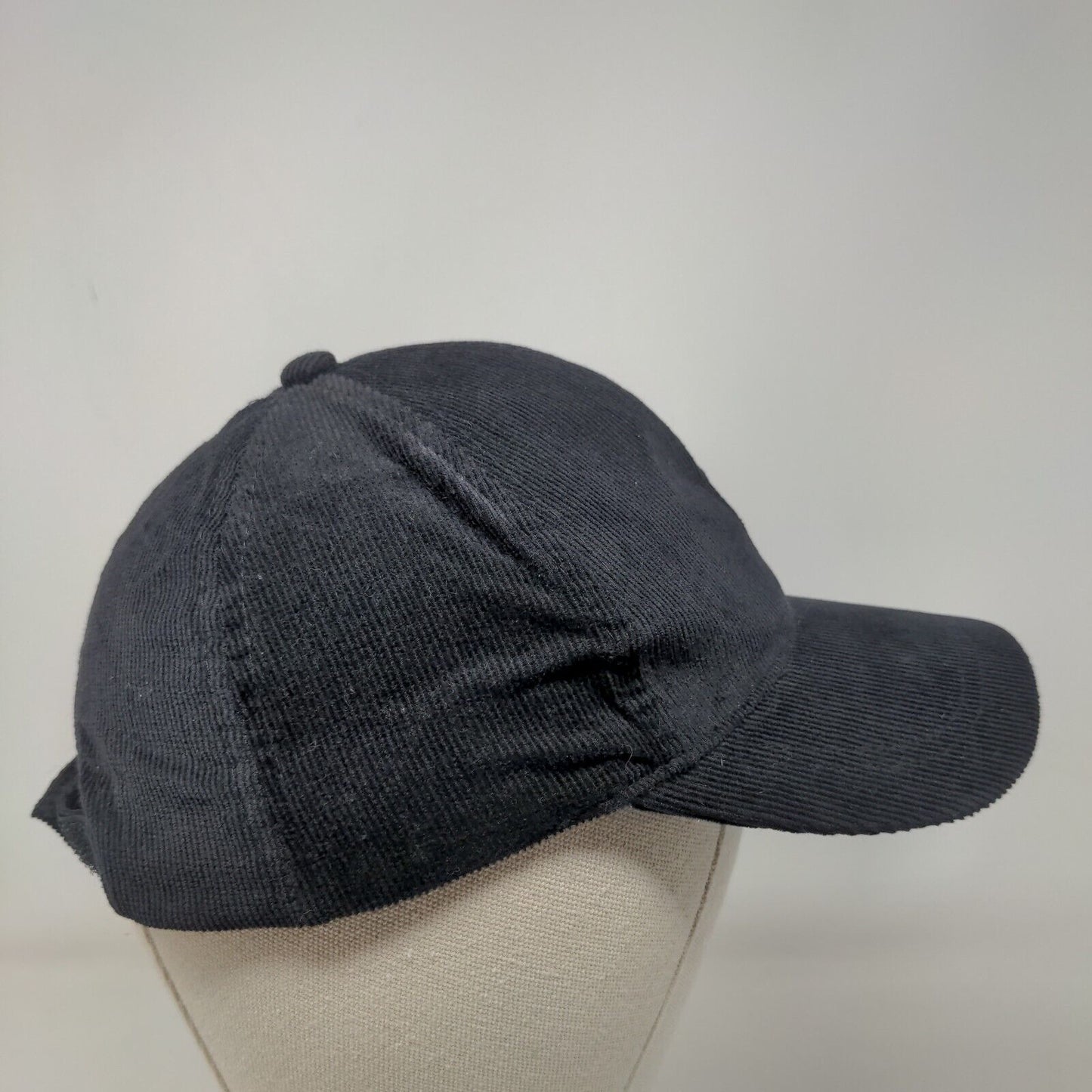 Gertex Strapback Hat Black Size 4-6x Adjustable Vented Holes 6 Panel Blank