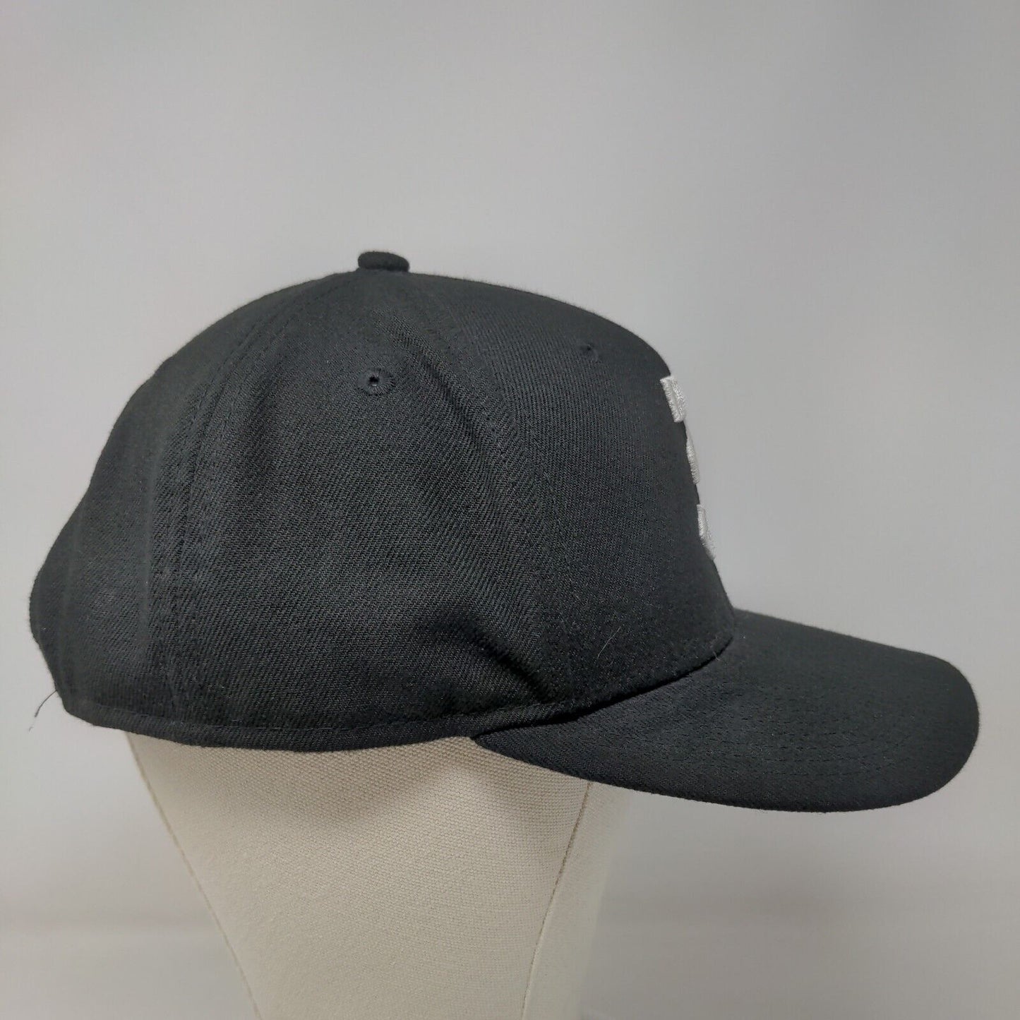 New Era 9Fifty Original Fit Mens Snapback Hat Black Size OSFM Embroidered 3 Logo