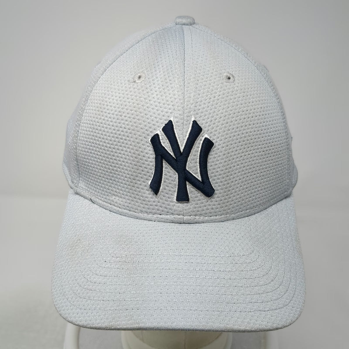 New York Yankees MLB New Era Baseball Cap Gray Blue L 39THIRTY Stretch Fit Mesh