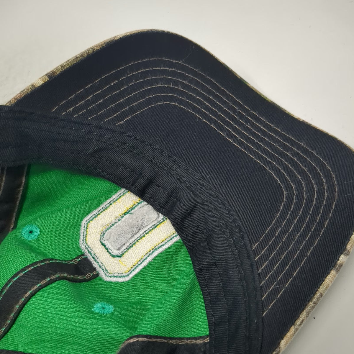 Oregon Ducks NCAA Signatures Cap Green Brown Camo One Size Slideback Logo Hat