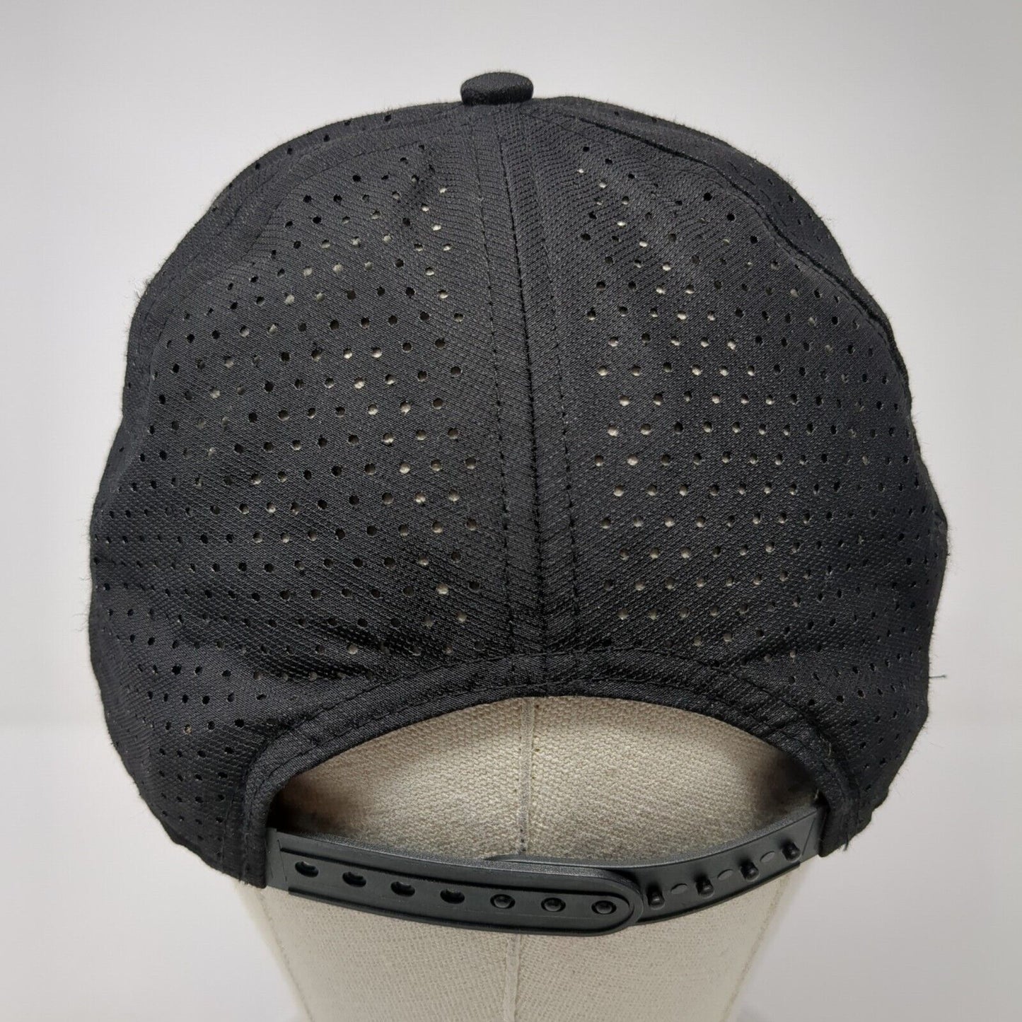 Oakley Snapback Hat Black One Size Adjustable Embroidered Laser Cut