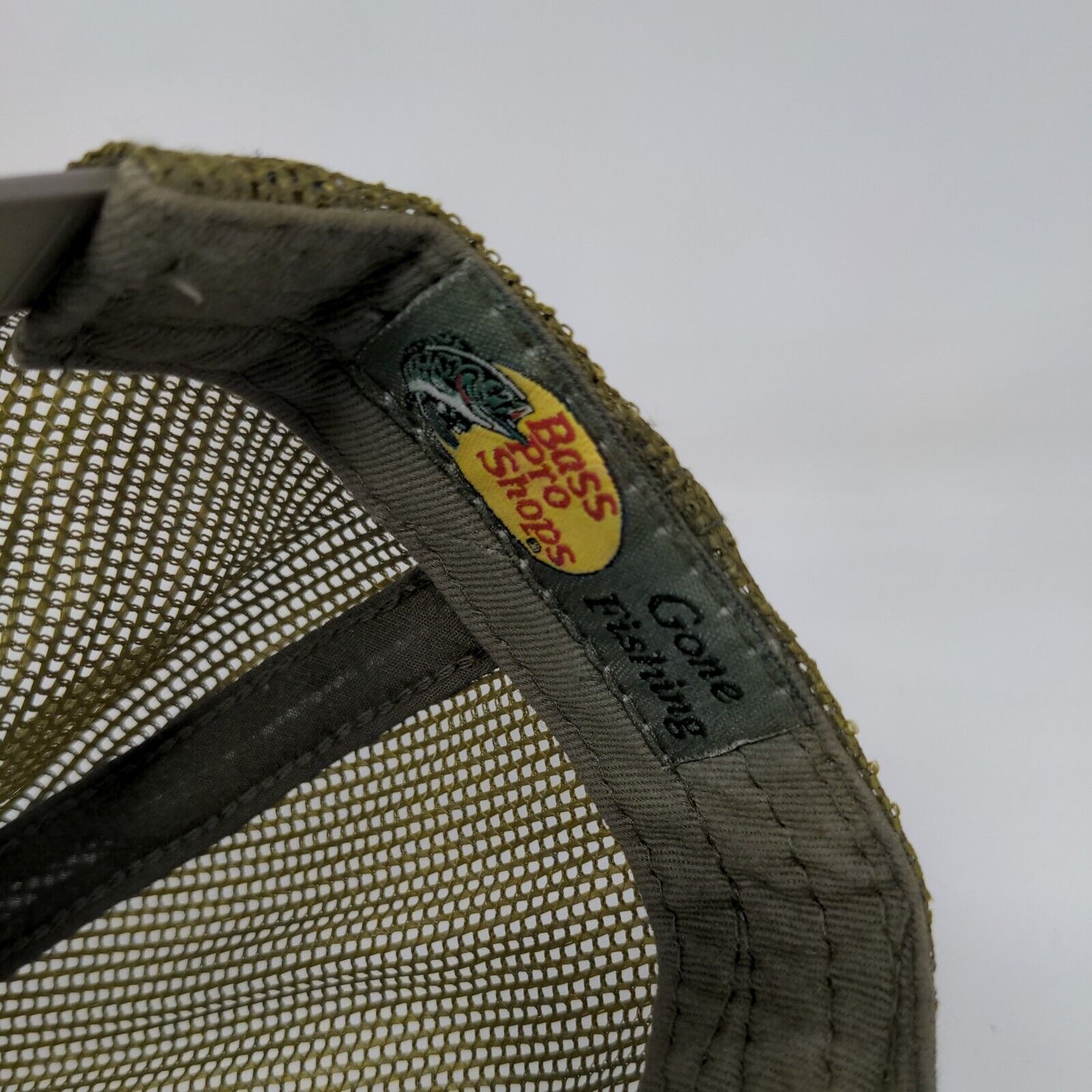 Bass Pro Shops Snapback Trucker Hat Brown OSFM Adjustable Mesh Back Gone Fishing