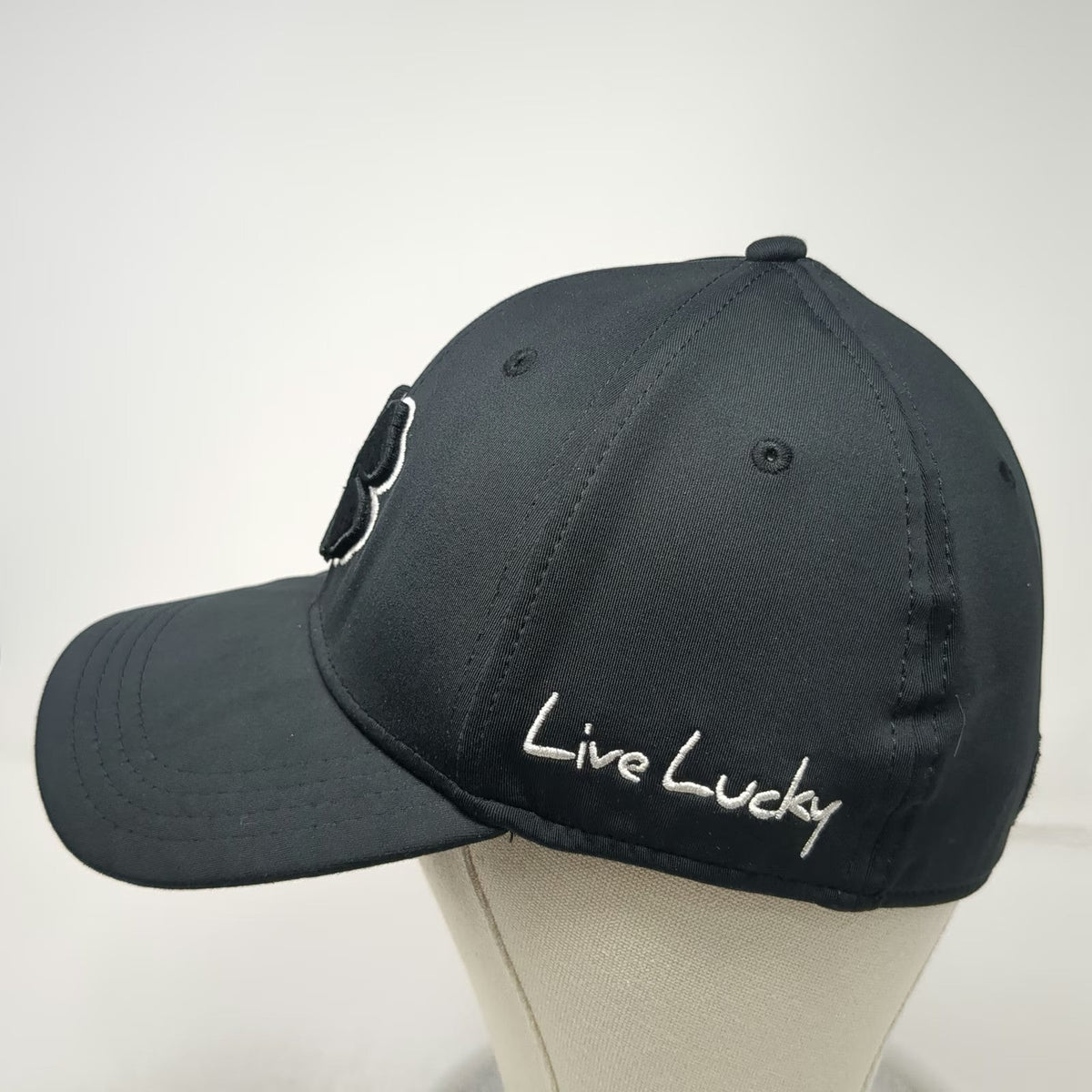 Black Clover Baseball Cap Black L/XL Fitted Stretch Ditch Witch Logo Hat