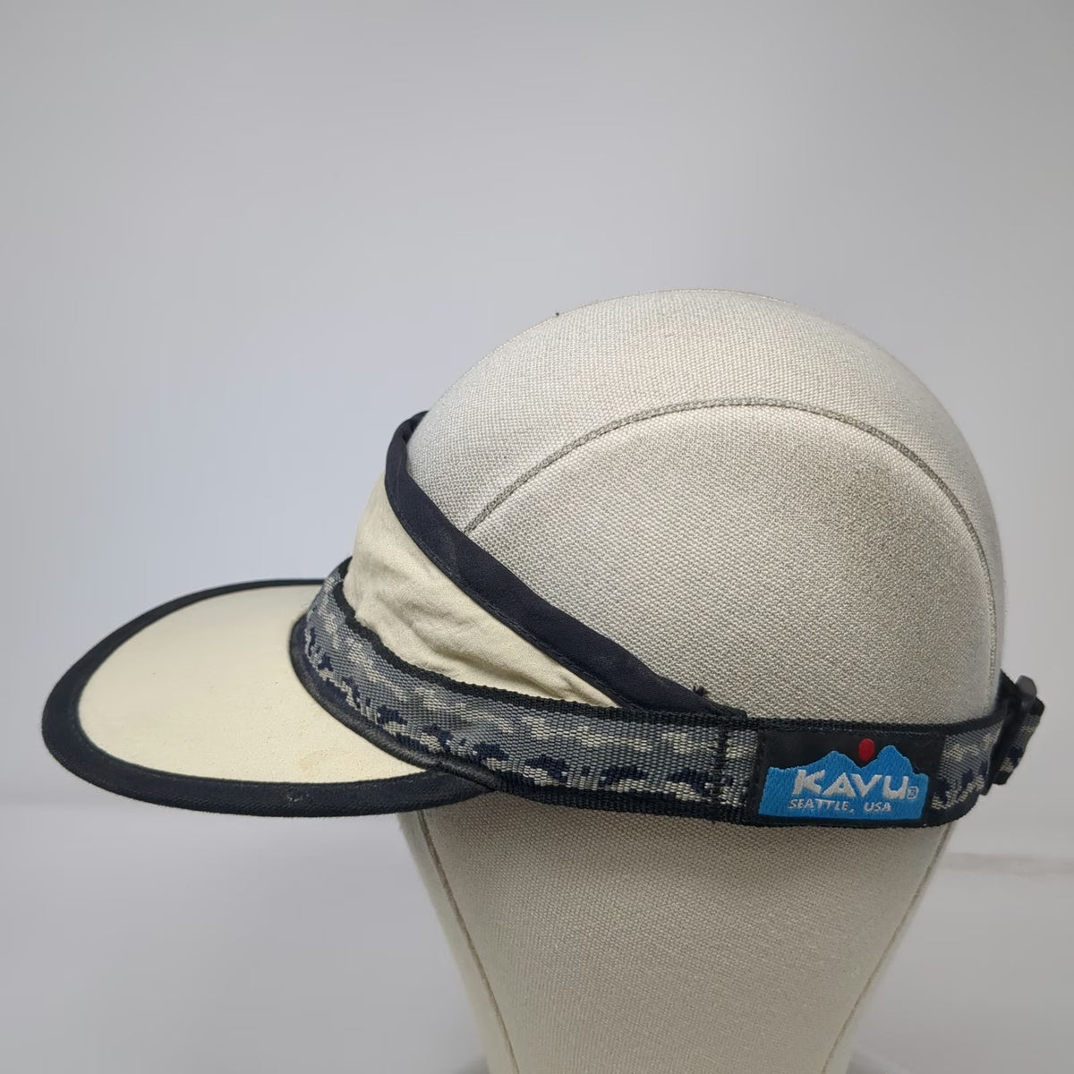 KAVU Visor Beige Blue Black Made in USA Nylon Patterned Adjustable Hat Vintage
