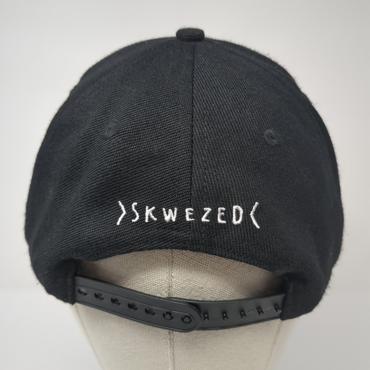 Skwezed Snapback Hat Black One Size Adjustable Embroidered 6 Panel