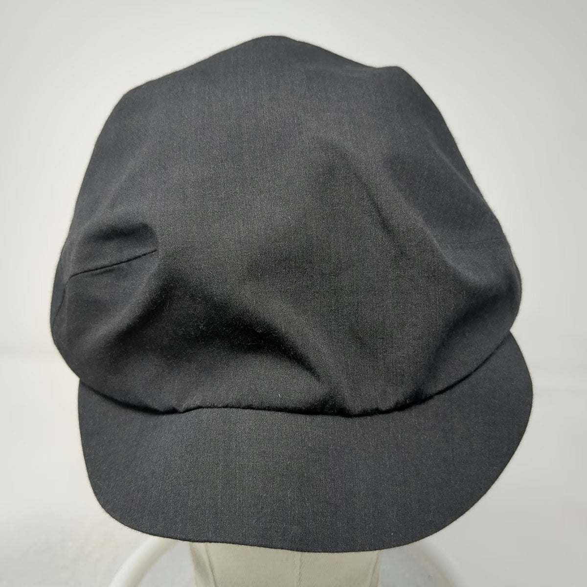 Arc'teryx Quanta Cap Gray L - XL Fitted Hat Red Logo Polyester Aramid Blend