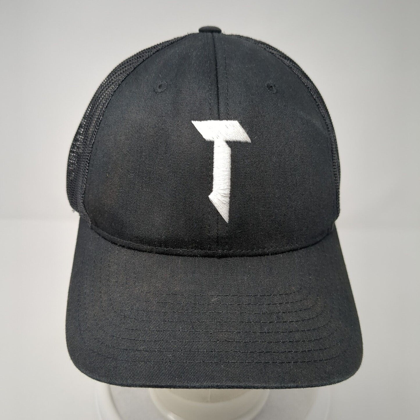 Letter T Logo Snapback Trucker Hat Black M/L Mesh Back Embroidered