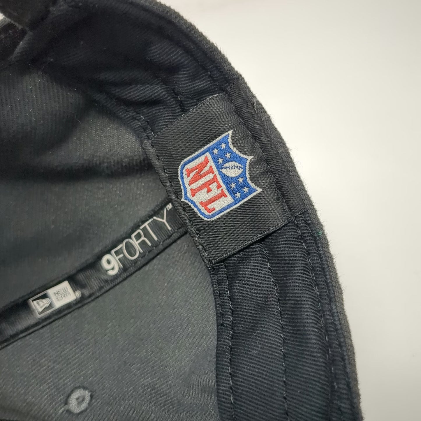 Philadelphia Eagles NFL New Era Gray One Size Hat Cap Strapback 9FORTY Curved