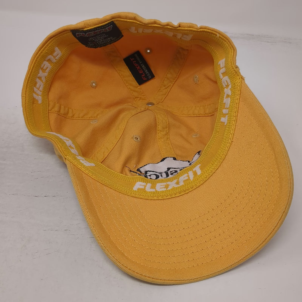 Flexfit Baseball Cap Yellow One Size Fitted Gorsuch Outfitters Vail Fish Hat