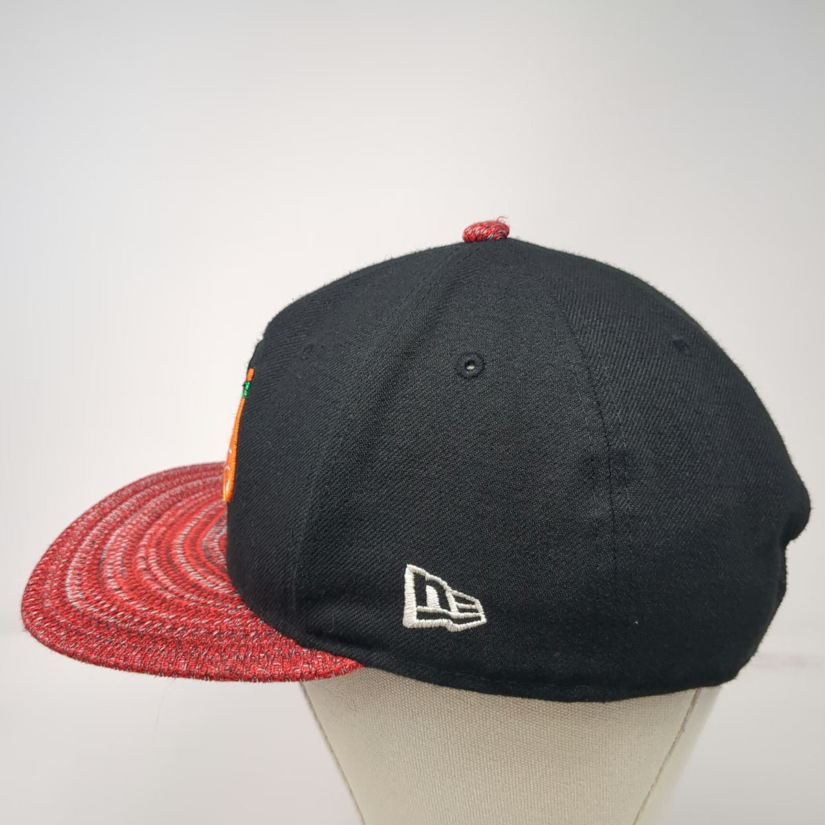 New Era Chicago Blackhawks NHL Snapback Hat Black Red One Size 9FIFTY Flat Brim