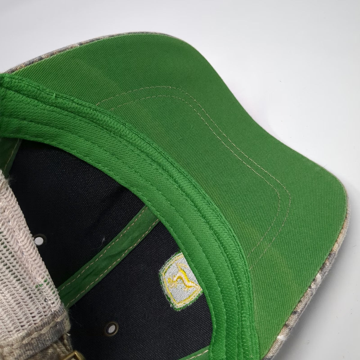 John Deere Baseball Cap Green One Size Camo Mesh Trucker Hat Logo Slideback
