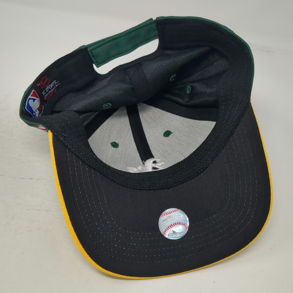 Oakland Athletics MLB OC Sports Green Yellow One Size Baseball Cap Strapback Hat