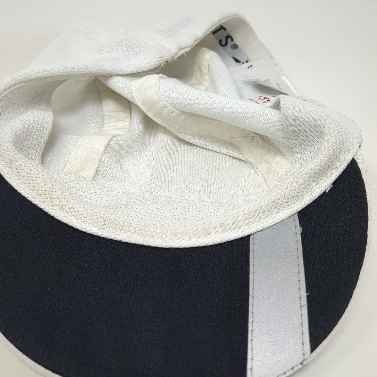 Headsweats Baseball Cap White One Size Reflective Stripe Coolmax Running Hat