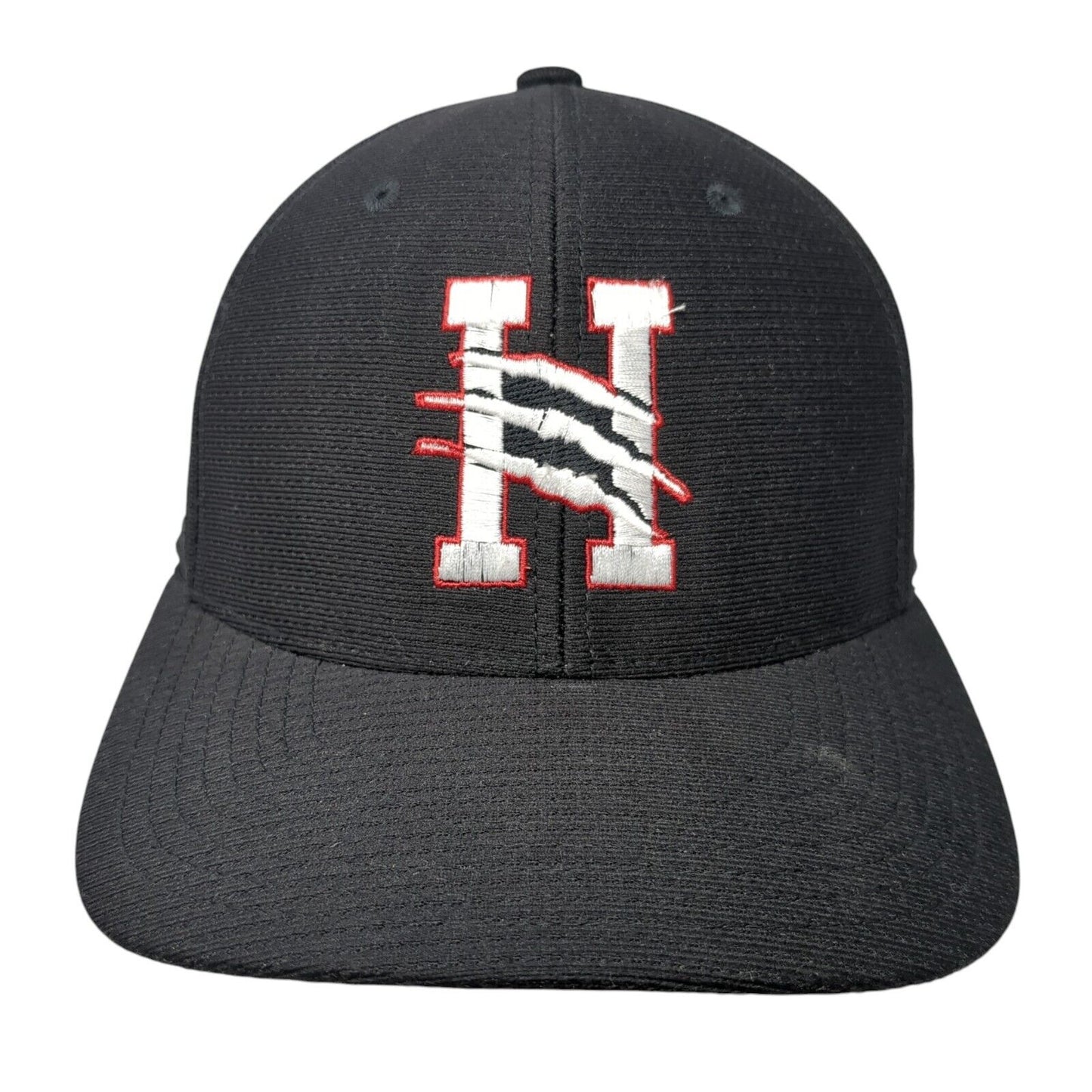 Travis Matthew Fitted Hat Black S/M Lightweight Embroidered Flexfit Yupoong