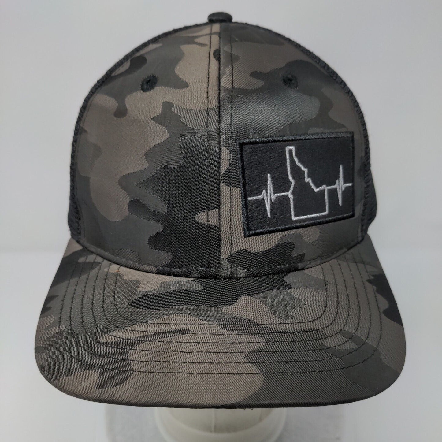 Idaho Heartbeat Snapback Mesh Back Trucker Hat Camo OSFA Adjustable