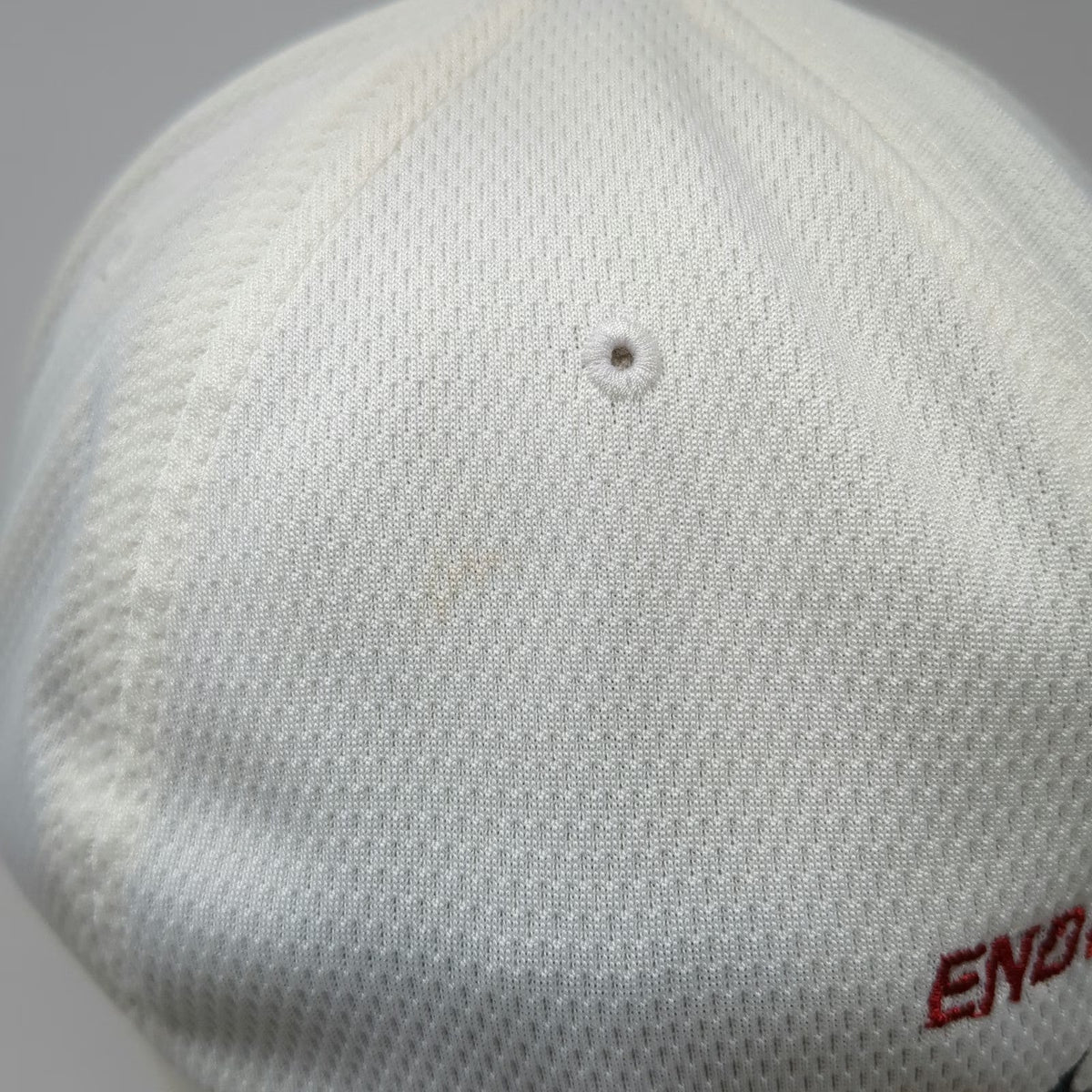 Nike Golf Baseball Cap White XL Fitted Endeavor Logo Textured Athletic Hat