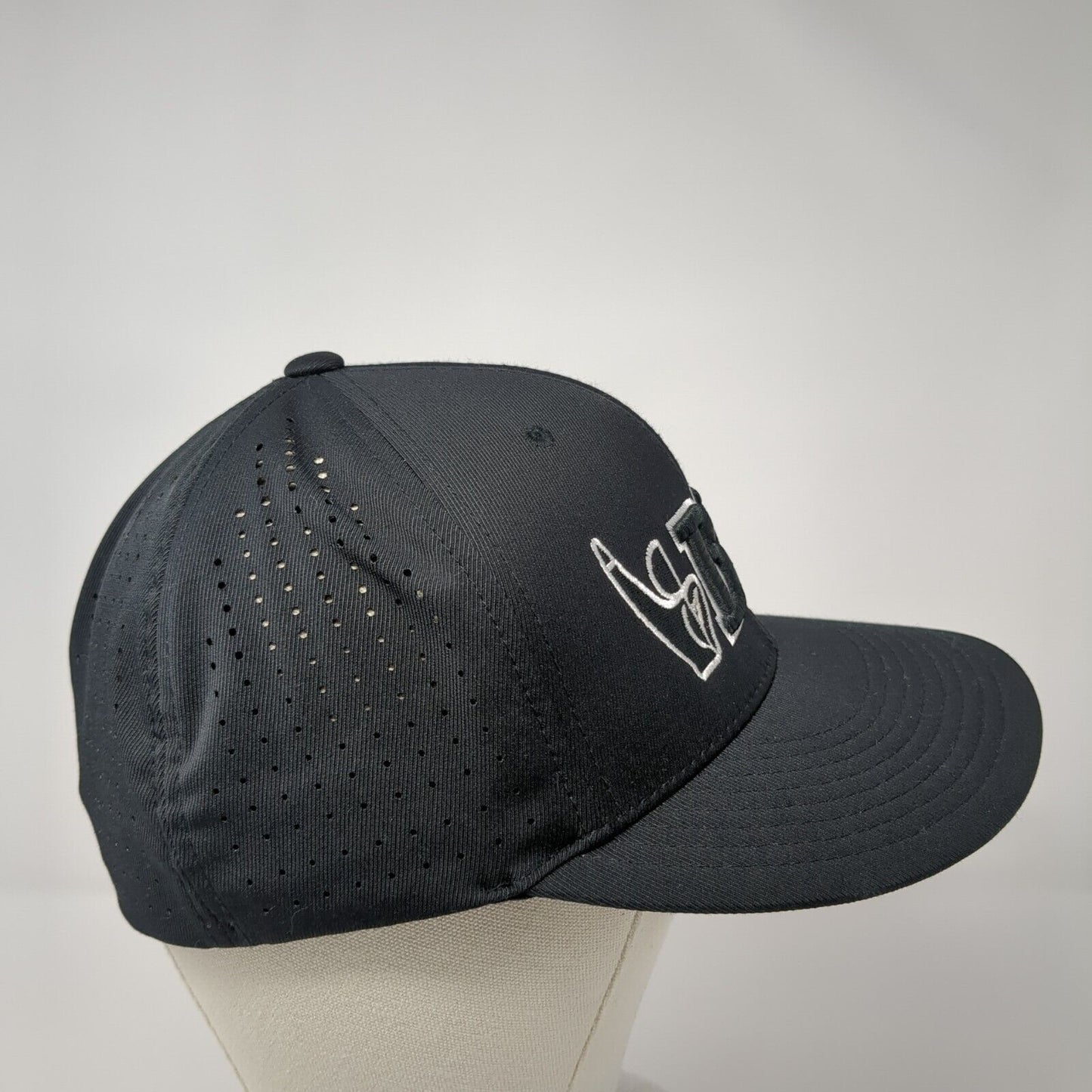 BPT Fitted Hat Black L-XL Embroidered Flexfit Cap America Perforated