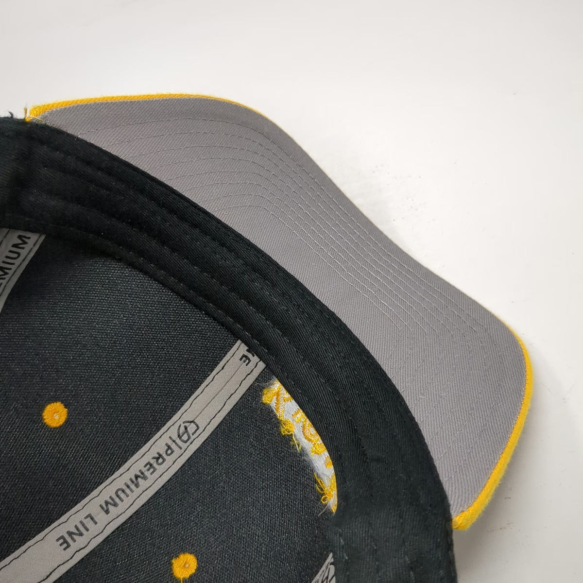 CapAmerica Snapback Hat Black Yellow One Size Flat Brim Kiewit Logo 6 Panel