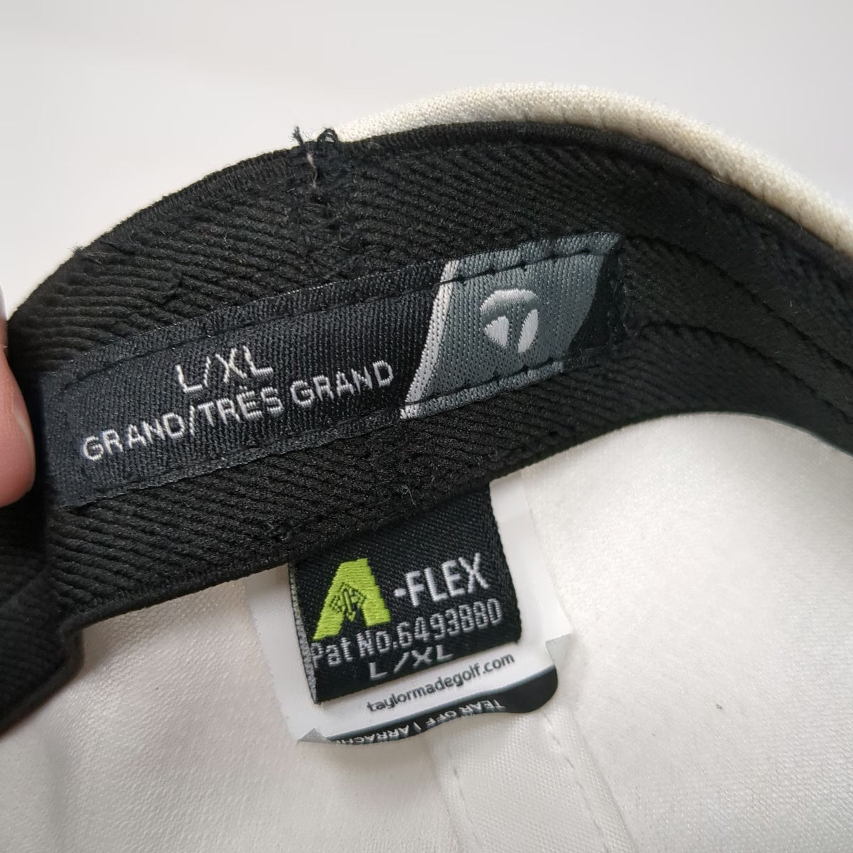 TaylorMade Baseball Cap White XL SIM TP5 A-Flex Stretch Fit Golf Performance Hat