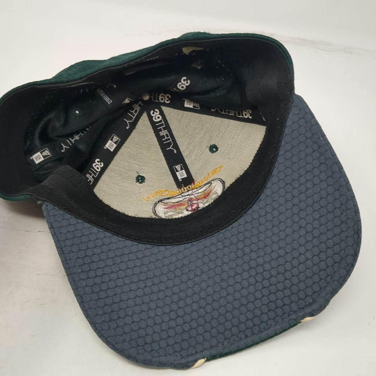 New Era Baseball Cap Green L Wagstaff Crane Service 39THIRTY Stretch Fit Hat