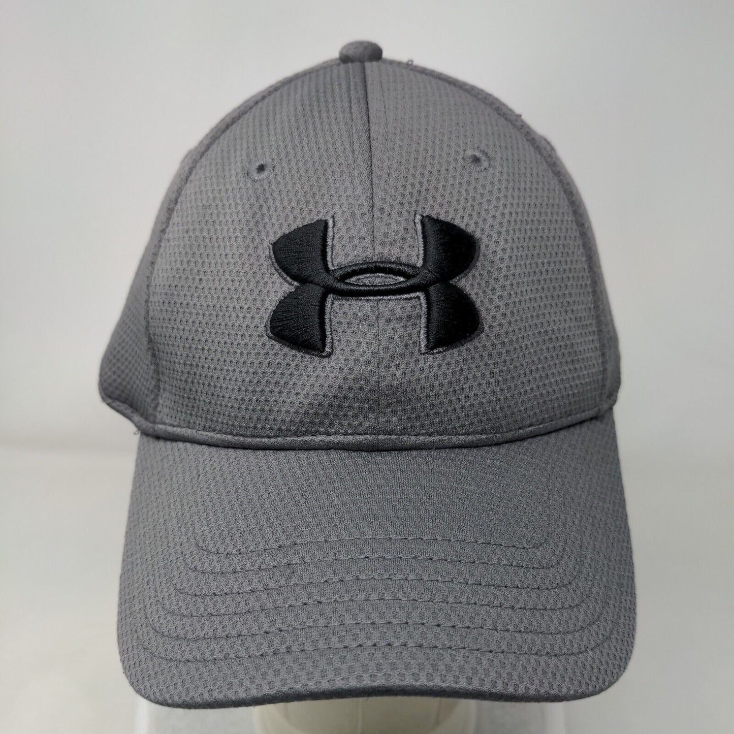 Under Armour Fitted Golf Hat Gray Large/XL Embroidered Logo Vent Holes