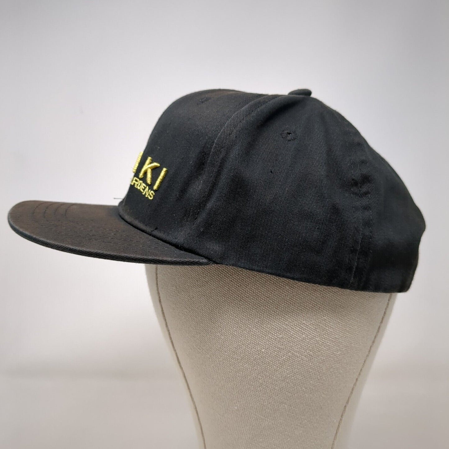 Meraki Gardens Snapback Hat Black OSFA Adjustable Embroidered 6 Panel
