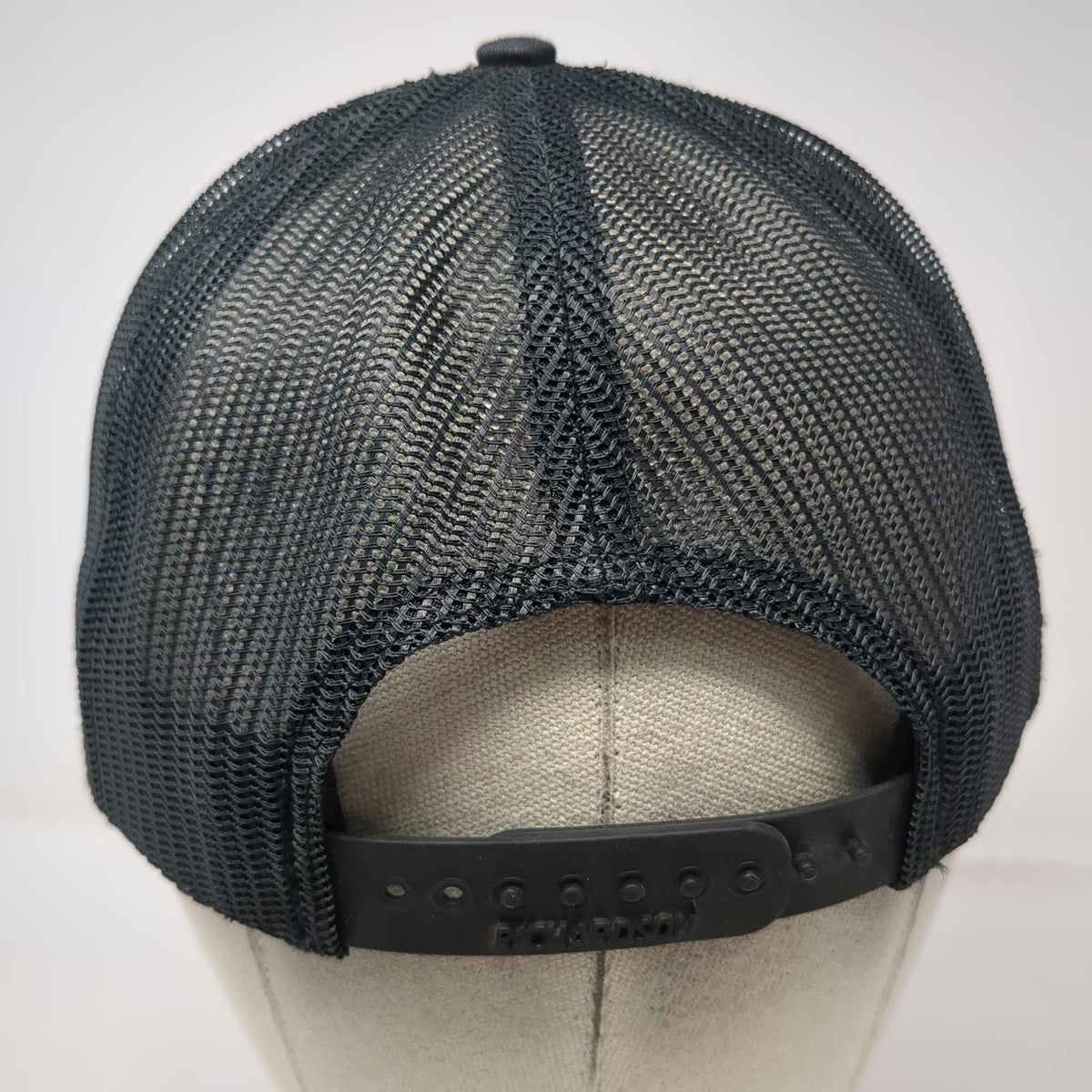 Richardson Trucker Hat Black L Snapback Cowtown Milk & More Leather Patch