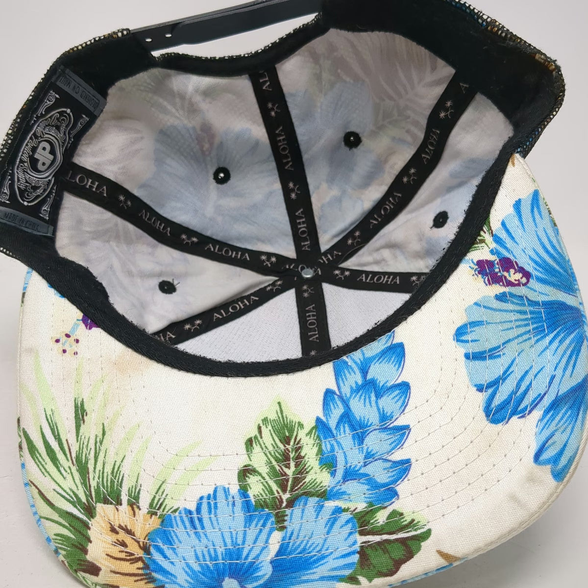 Double Portion Supply Maui Zipline Snapback Black One Size Floral Hat Mesh