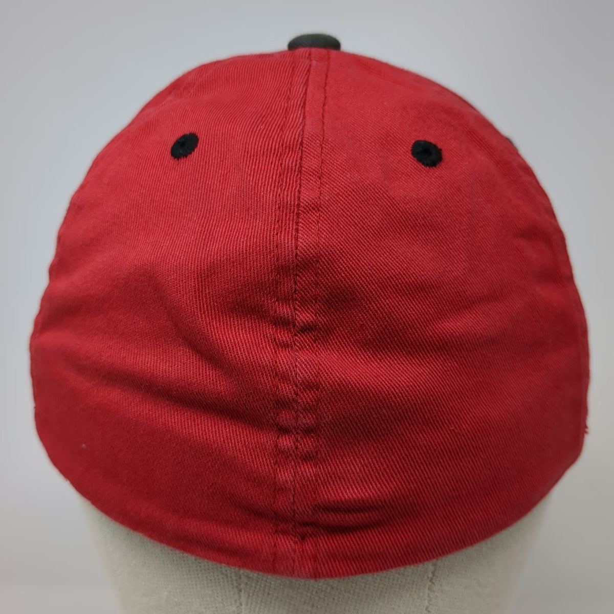 DC Shoes Baseball Cap Red M Flexfit Embroidered Logo Herringbone Brim Skate Hat