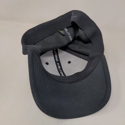 Under Armour Blitzing Fitted Hat Black M/L Classic Fit Embroidered
