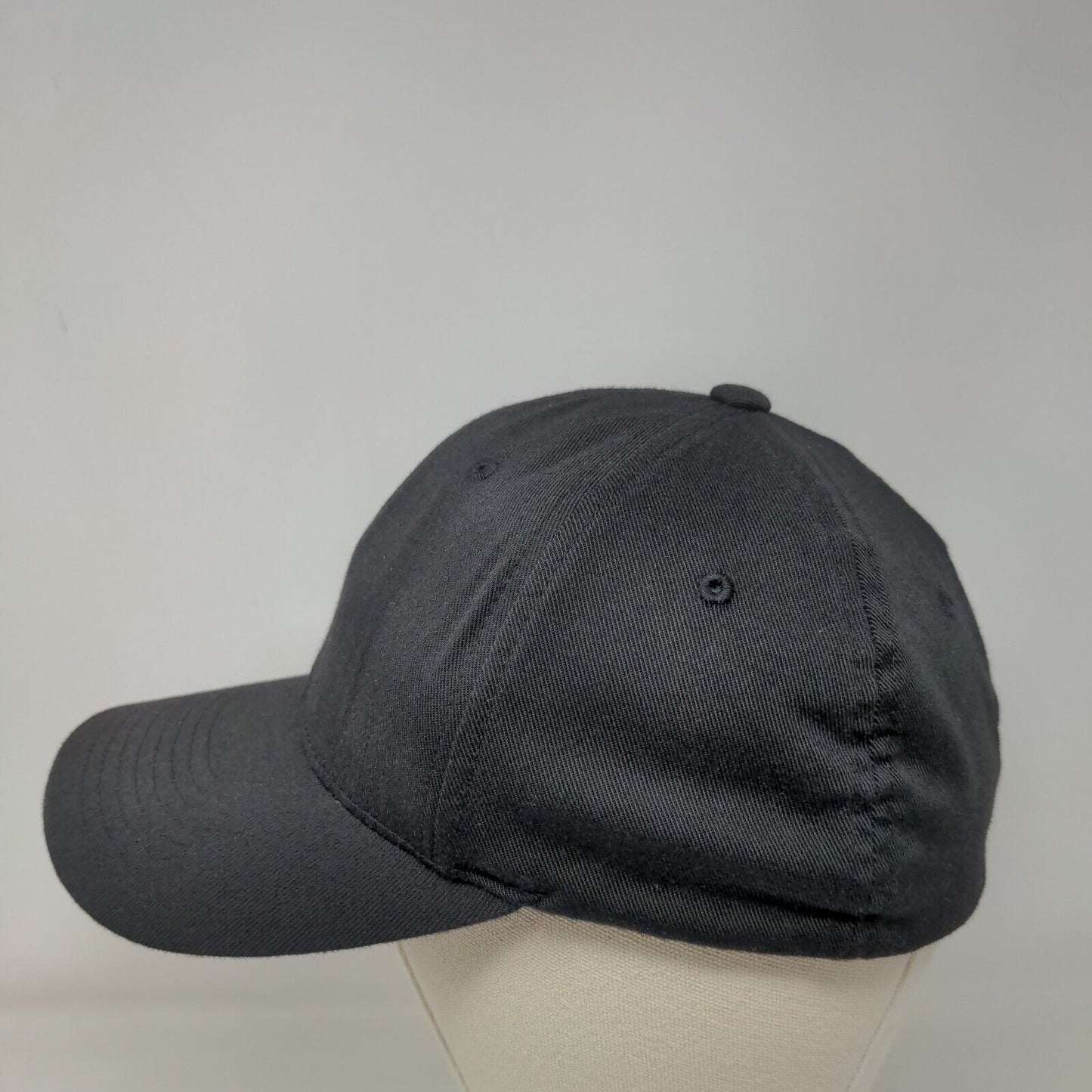 Flexfit Yupoong Fitted Hat Black Small-Medium Solid 6 Panel Blank