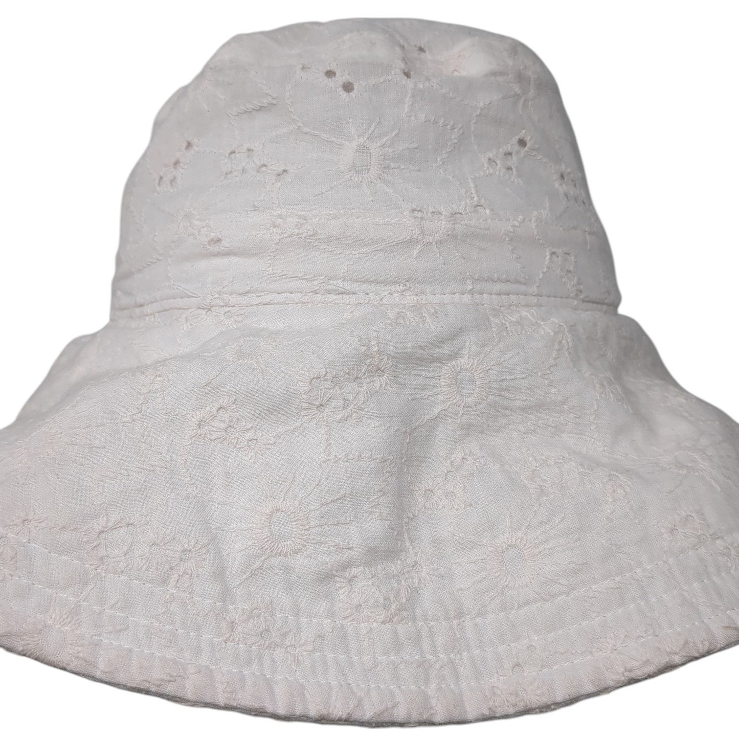 American Eagle Outfitters Bucket Hat White One Size Adjustable Strap Eyelet