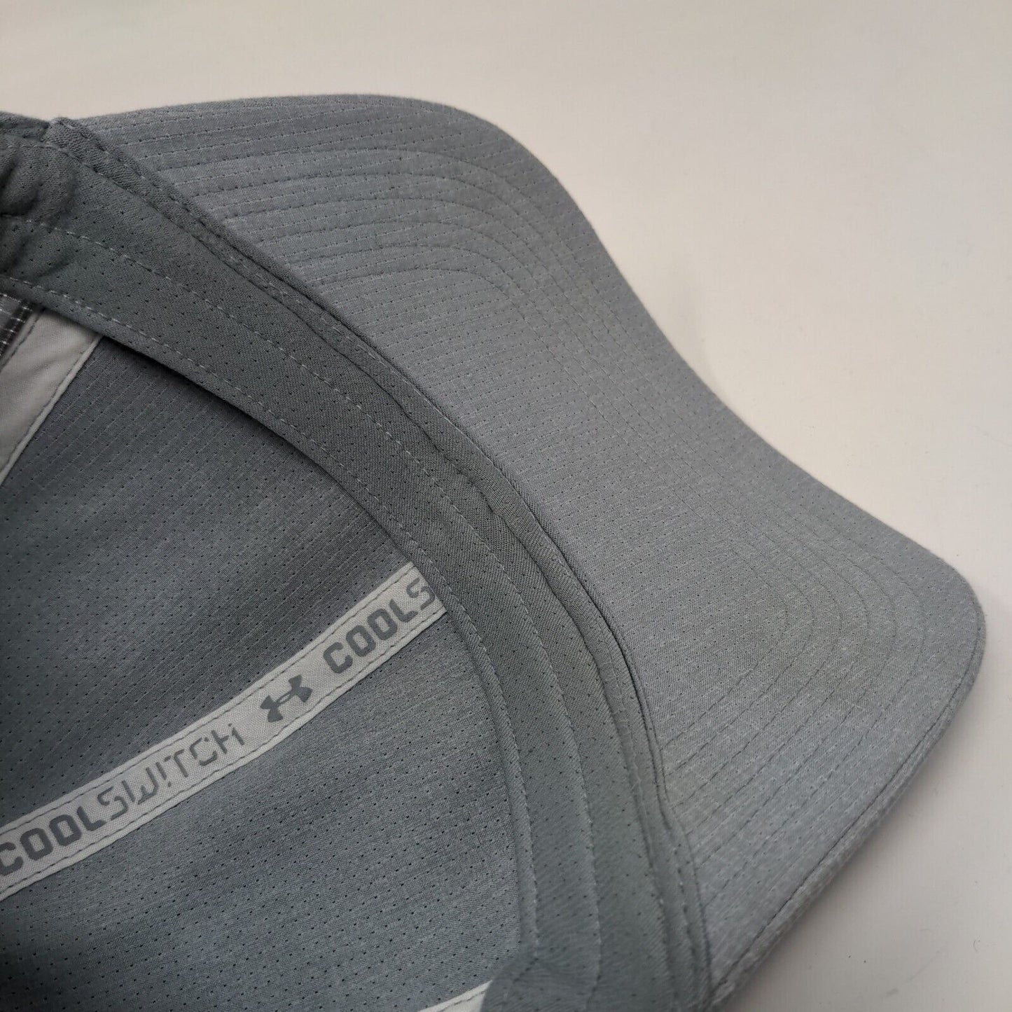 Under Armour Fitted Hat Gray L/XL Classic Fit Lightweight Cool Switch