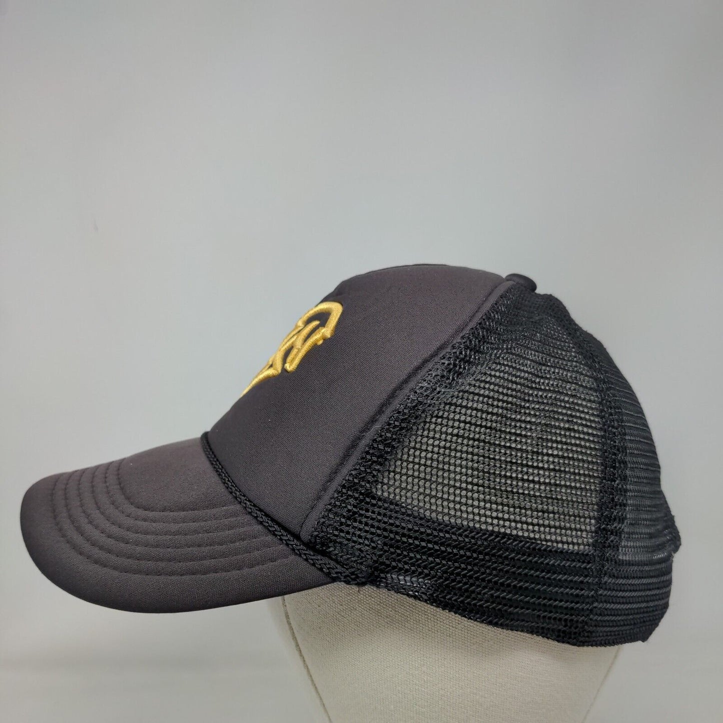 Lightning Horse Snapback Mesh Back Rope Trucker Hat Black One Size Nissun