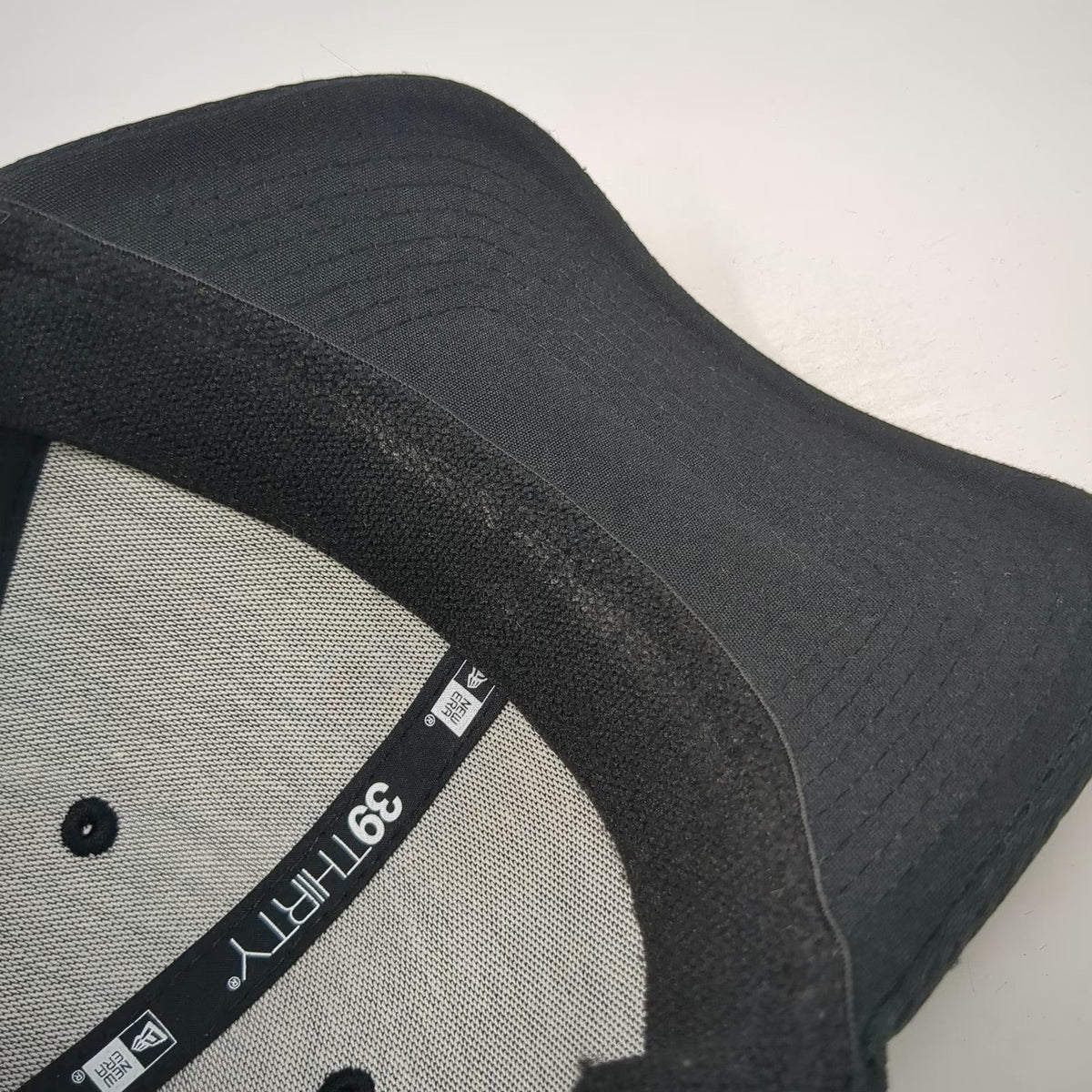 New Era Miami Marlins MLB Baseball Cap Black L 39THIRTY Stretch Fit Fitted Hat