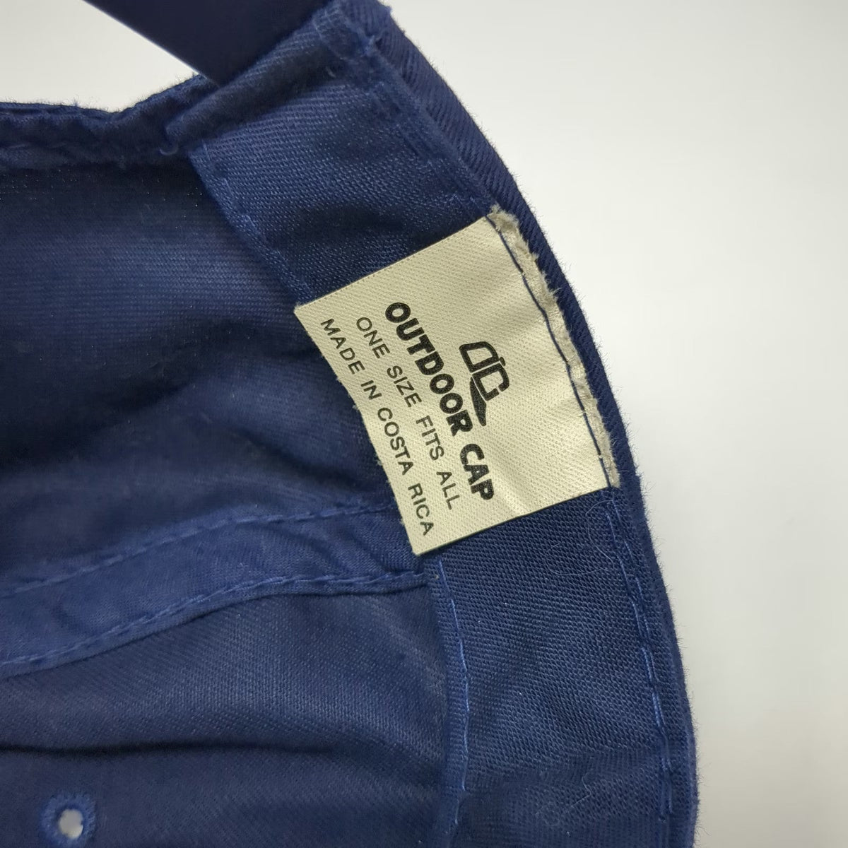 Atlanta Braves MLB Outdoor Cap Trucker Hat Blue Red OSFM Snapback Embroidered