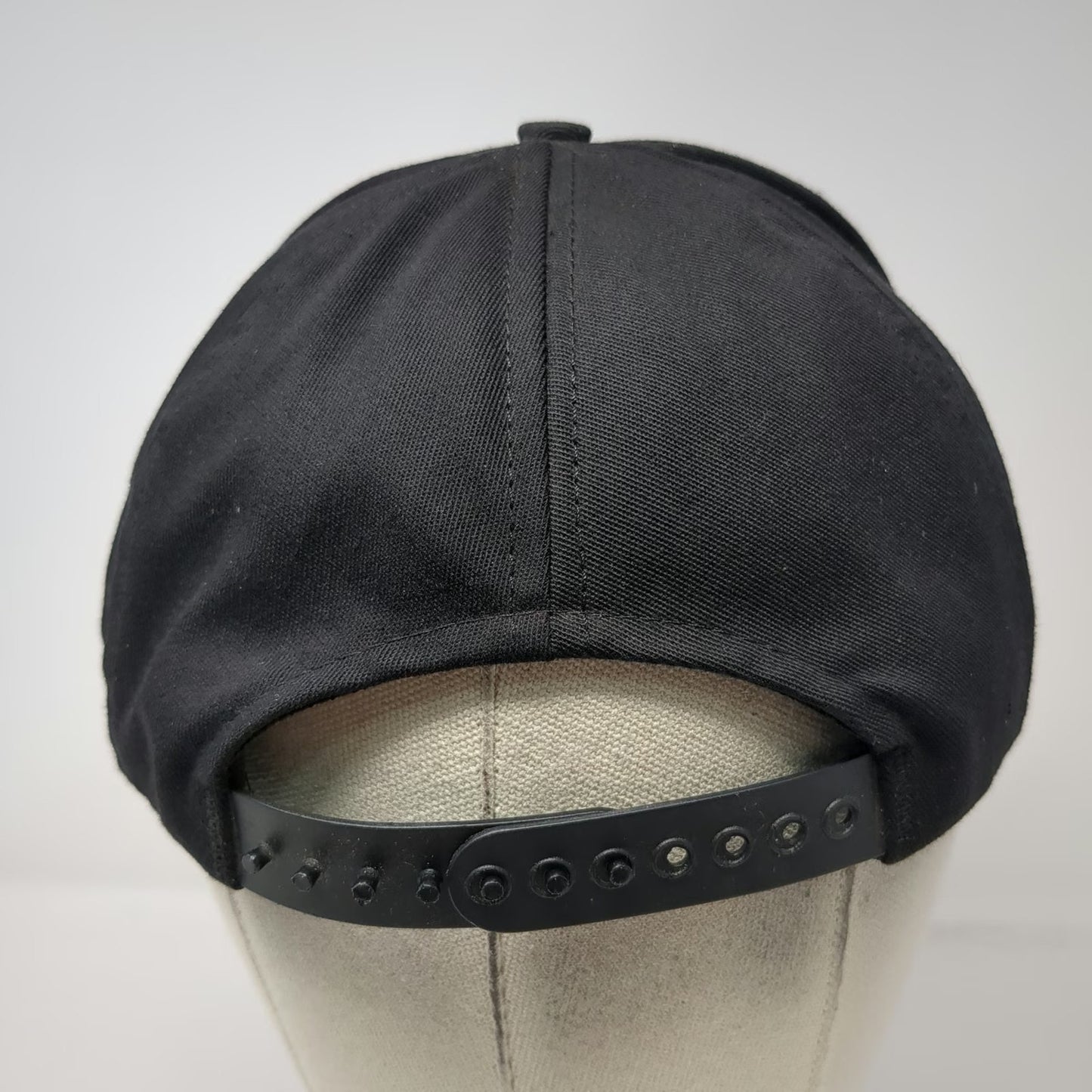 HMC Honors 5 Panel Black One Size Korea Veteran Service Ribbon Pin Snapback hat