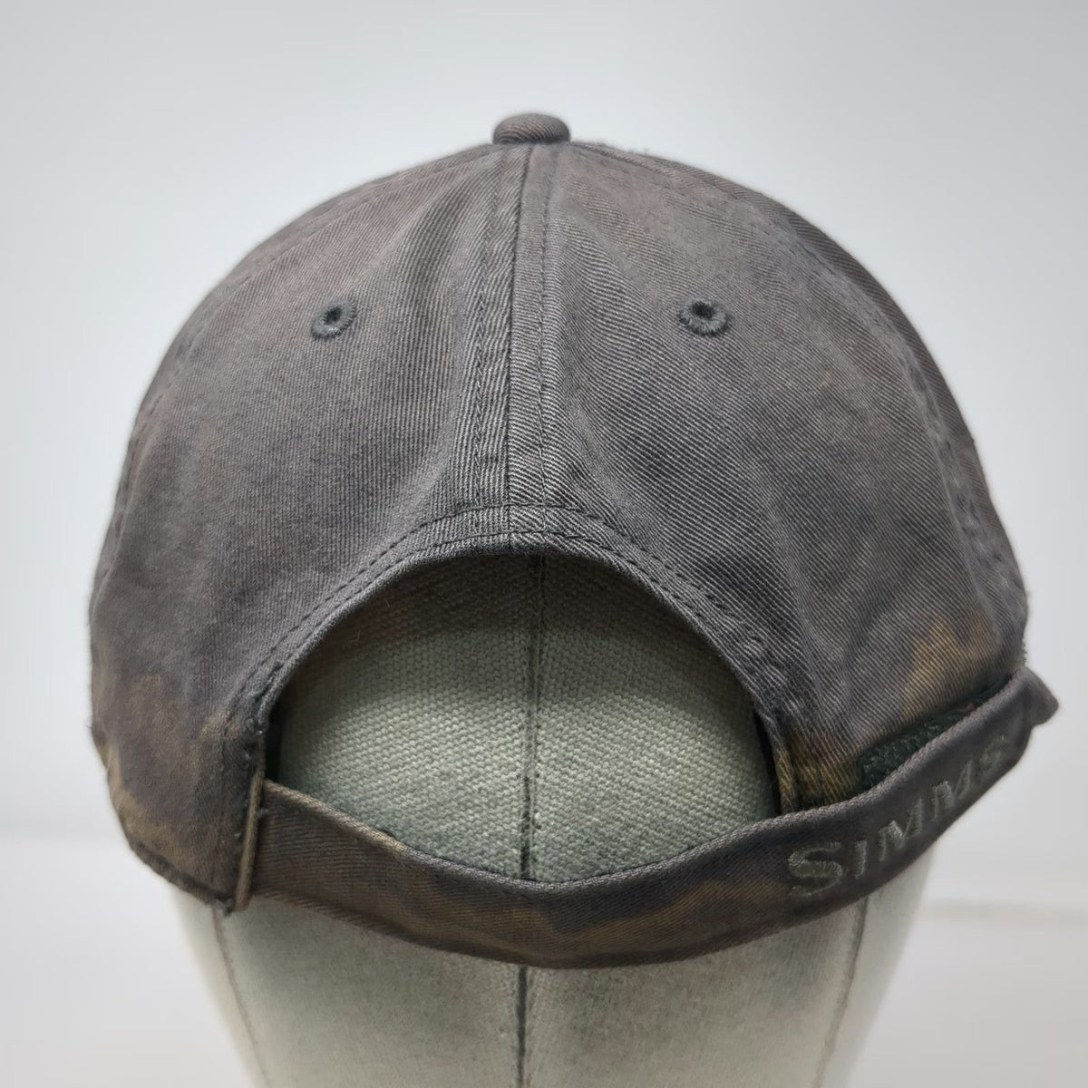 Simms Baseball Cap Gray OSFM Fishing Products Bozeman Montana Patch Hat Strap