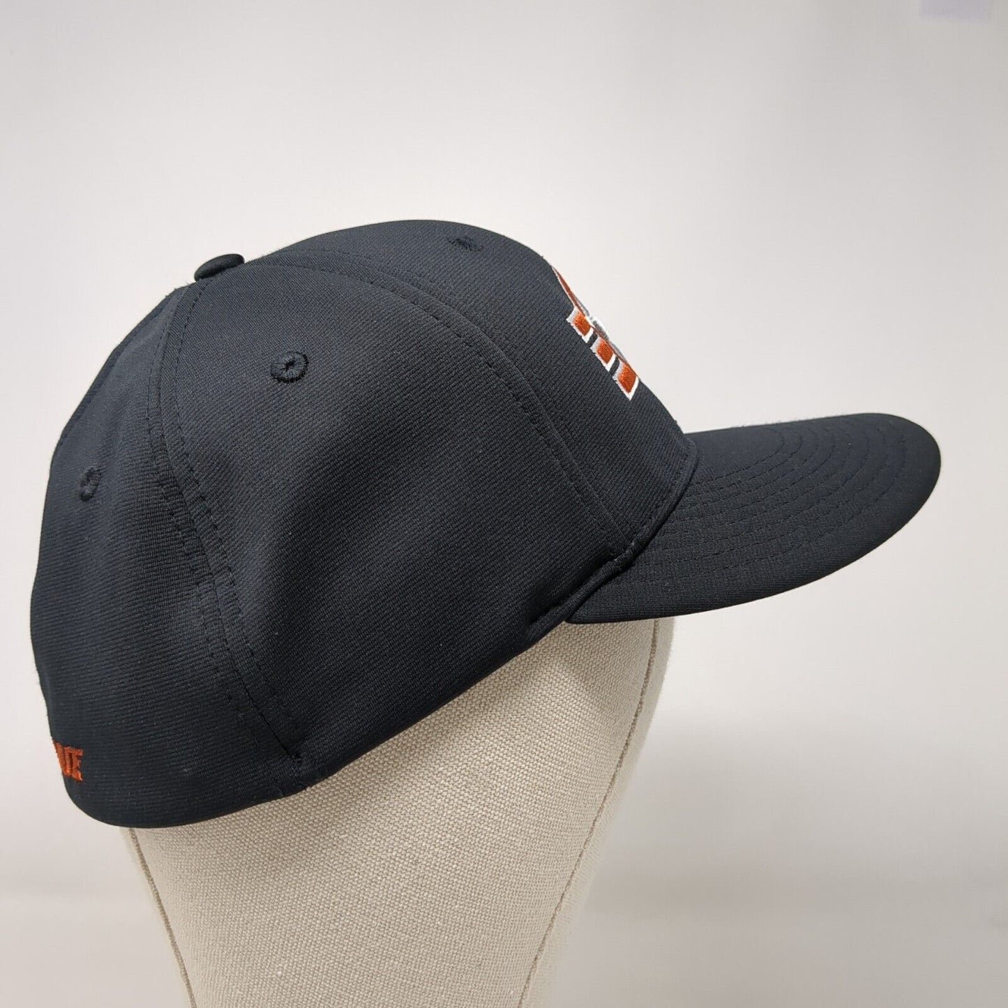 Ridgevue Fitted Hat Black Small-Medium Embroidered Richardson 6 Panel
