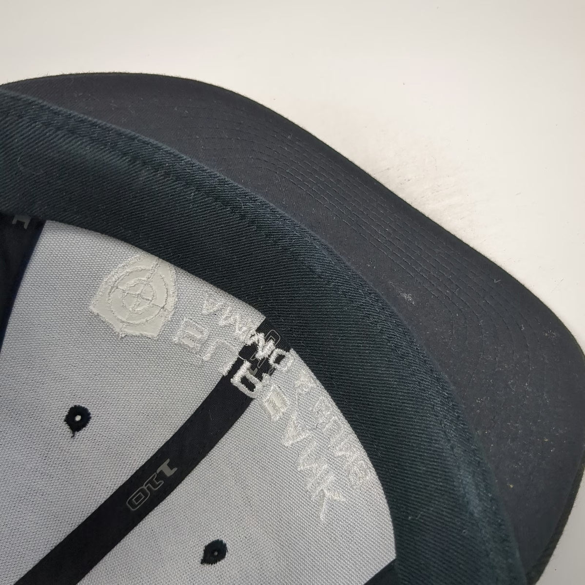 Flexfit Snapback Black One Size Burbank Ammo & Guns Target Shield Logo 110 Hat