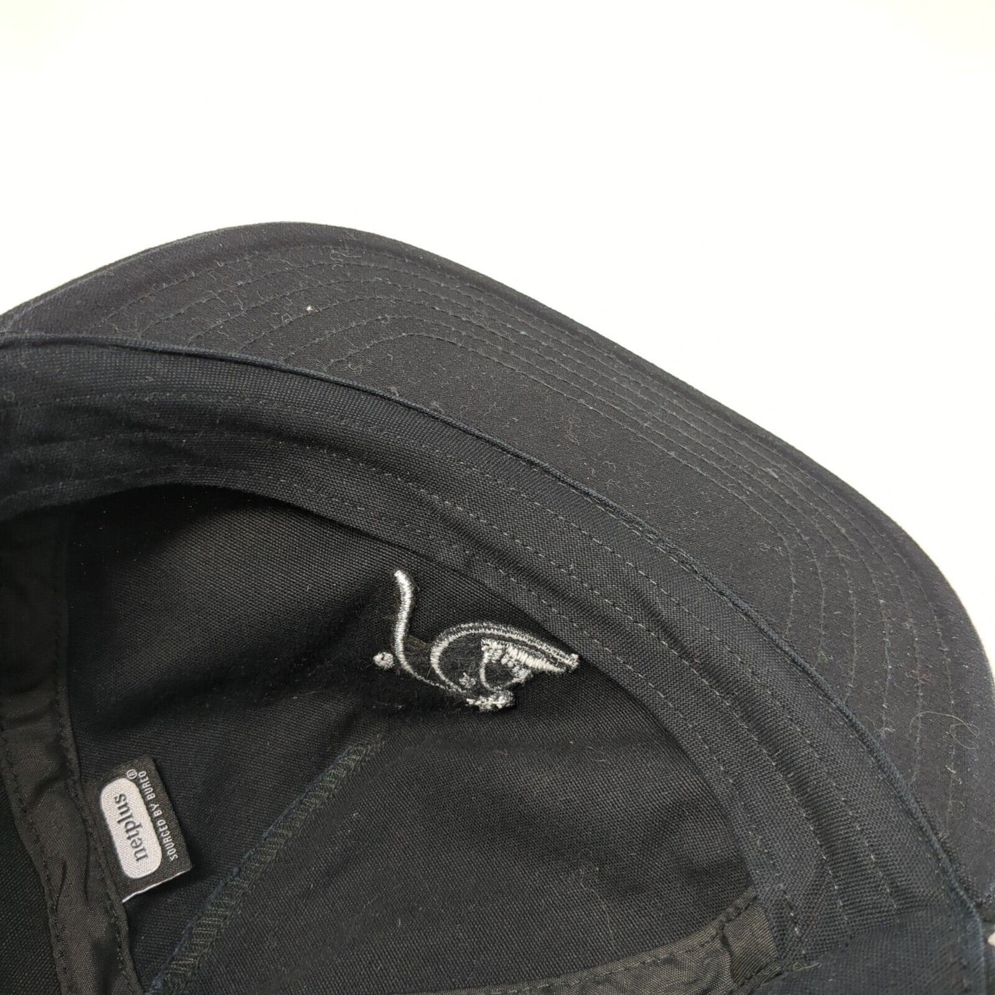 Quiksilver Snapback Hat Black One Size Adjustable Embroidered Netplus Cotton