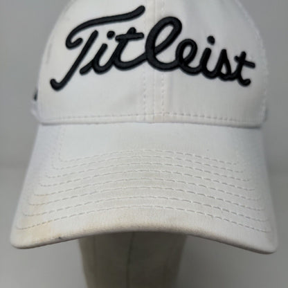 Titleist Men's Fitted Hat White Size M/L Embroidered Pro V1 Logo